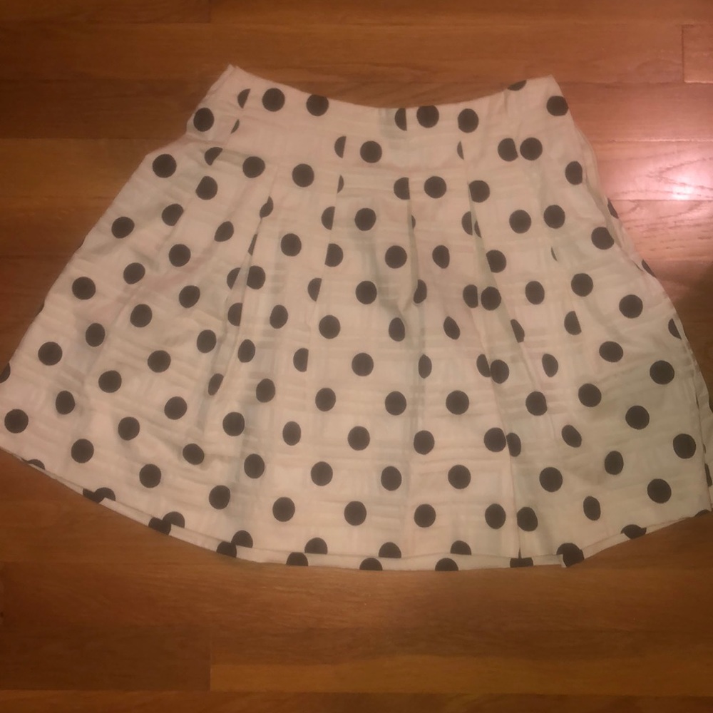 Polka dot skirt!
